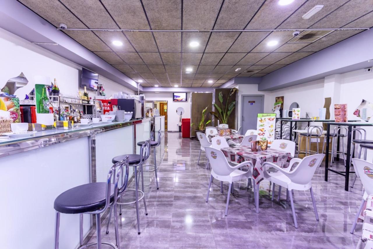 Hostal Ciudad Jardin Málaga Exterior foto