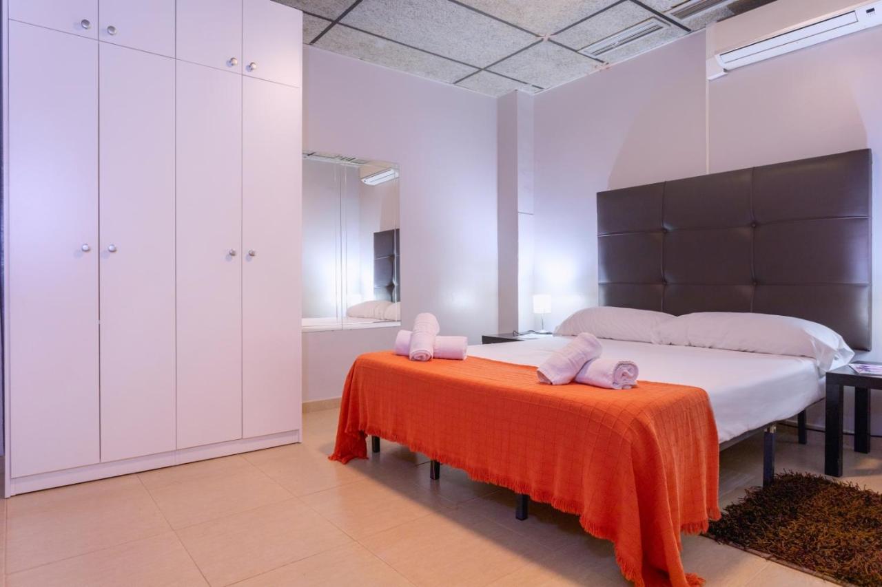 Hostal Ciudad Jardin Málaga Exterior foto