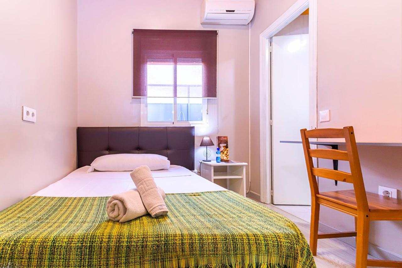 Hostal Ciudad Jardin Málaga Exterior foto